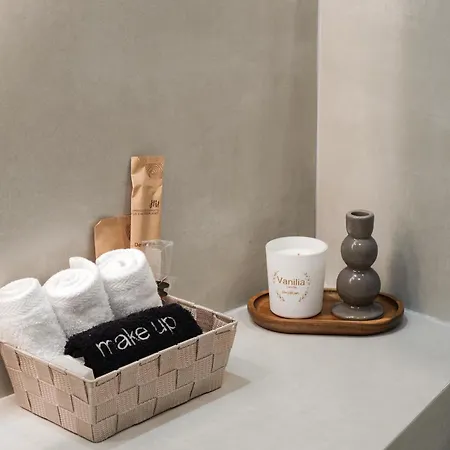 Apademia Comfort 65sqm * Skyros