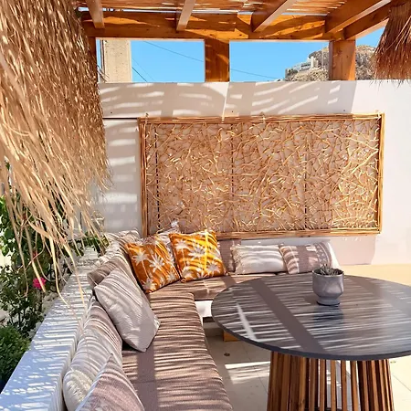 Apademia Comfort 65sqm * Skyros